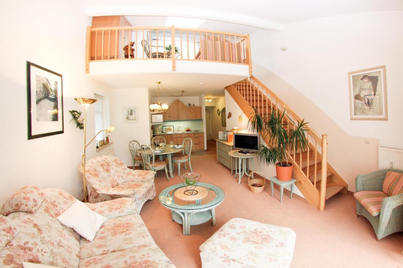 Hotel Rosenhof Ostseebad Kühlungsborn 外观 照片