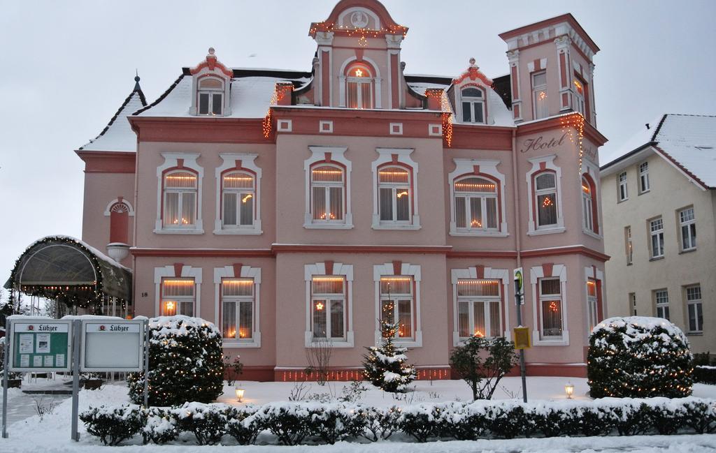 Hotel Rosenhof Ostseebad Kühlungsborn 外观 照片