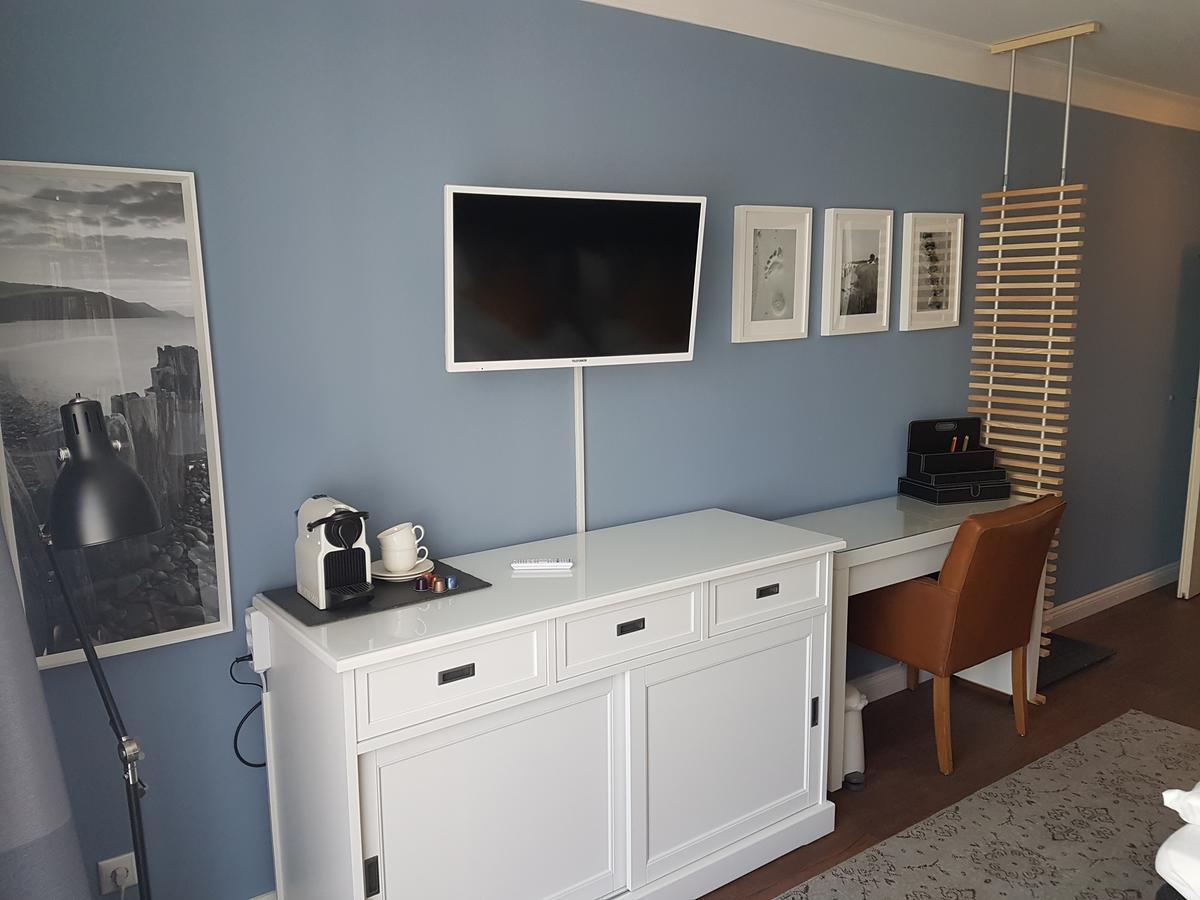 Hotel Rosenhof Ostseebad Kühlungsborn 外观 照片